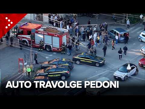 Auto travolge pedoni in centro a Modena. Diversi feriti. Residente: "Non si può vivere con la paura" thumbnail