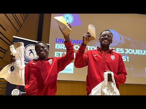 "Le foot ne fait pas de nous des imbéciles" : le concours d'éloquence qui bouscule les clichés thumbnail