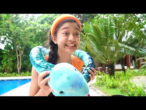 KAYCEE & RACHEL AND THEIR ADVENTURE WITH TOYS AT THE BEACH | RACHEL WONDERLAND thumbnail