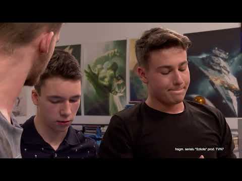 NIE PAMIĘTA DLA KTÓREJ DZIEWCZYNY ZROBIŁ SOBIE TATUAŻ 😮 | Szkoła thumbnail