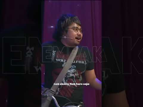 Aksesori Tidak Dijangka dalam Ujian  Ketawa Dijamin! #MaharajaLawakMega2012 #MLM2012 #jozan thumbnail