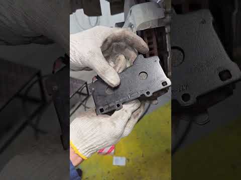 Toyota land cruiser install new front brake pads and rotor #brakesystem #automobile thumbnail