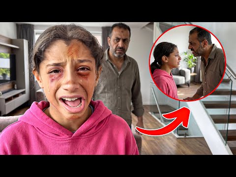 Mon père m’a FRAPPÉ… (Court métrage TRISTE) 😢 thumbnail