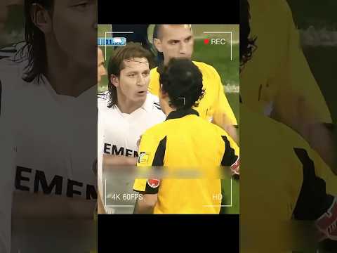 Sốc Nặng Ronaldinho Vả Mặt Hậu Vệ Real thumbnail