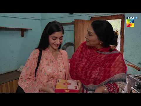 Kinza Ne Saas Ko Kis Khushi Mein Mithayi Khilai..? #alishbakhan - Musafat - HUM TV thumbnail