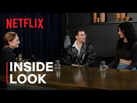 Dan Levy, Laurie Metcalf & Taylor Ortega on the Chemistry Behind Big Mistakes | Netflix thumbnail