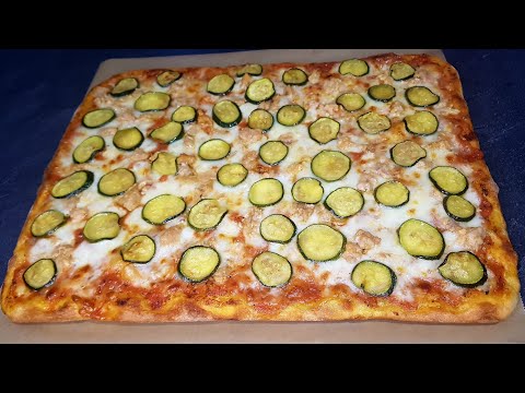 Pizza XXL fatta in casa,impasto veloce in 10 minuti! Non comprerai più la pizza dopo questo video. thumbnail