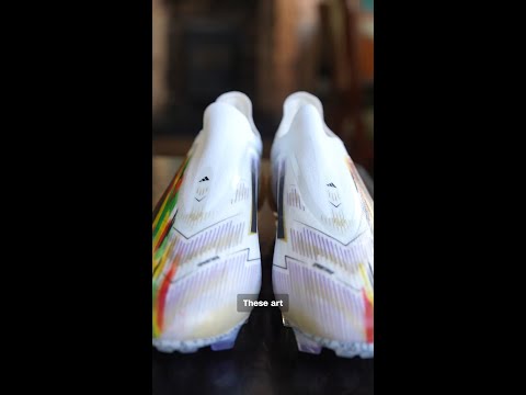 Designing cleats for sports stars thumbnail