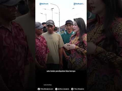 Momen Unik saat Sherly Beri Pertanyaan ke Nelayan Disertai Gelak Tawa Para Warga thumbnail