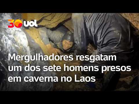 Mergulhadores resgatam um dos sete homens presos em caverna no Laos thumbnail
