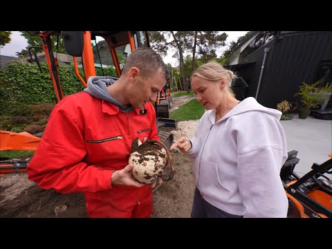 WIJ VINDEN RARE SPULLEN TIJDENS HET GRAVEN 🤯 #4657 #4658 thumbnail