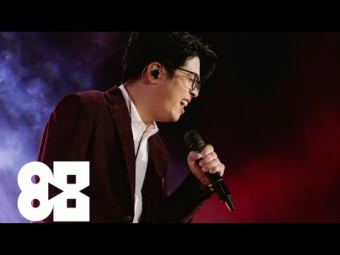Bùi Anh Tuấn - Người Em Mãi Chờ | Live at Concert 'Cây Thích Nghi' thumbnail
