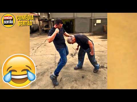 5 Minutos para Rir! 😂 Vídeos Engraçados 2024 #01 thumbnail
