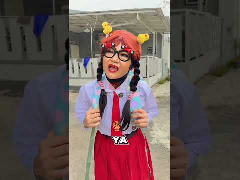 NUR SALAH LIAT GAK YA, LIHAT PEKERJAAN TANTE AMOY | NURRAYNI25 thumbnail