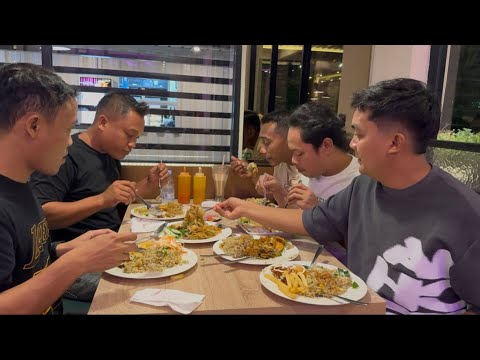 TINGGAL AJIK INI YANG BELUM PERNAH KITA AJAK MAKAN KE SOLARIA 😢💔🤣💸🫵🏻😭🫱🏿‍🫲🏼 - Kasih paham mex ajik ! thumbnail