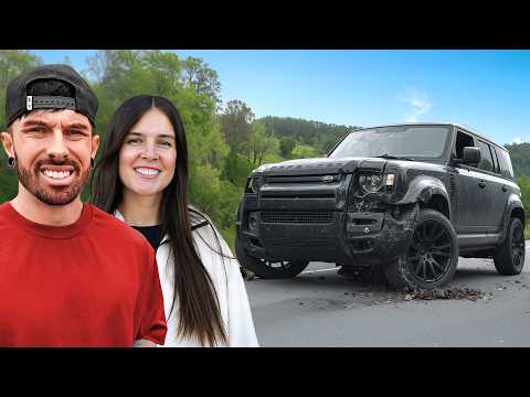 MY GIRLFRIEND BOUGHT A WRECKED LAND ROVER DEFENDER thumbnail