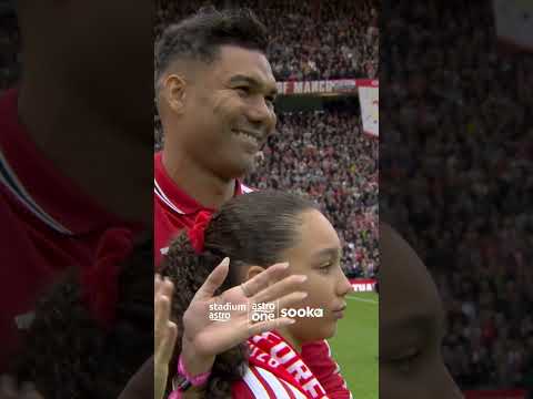 Some of the best parts of Michael Carrick's speech at Old Trafford thumbnail