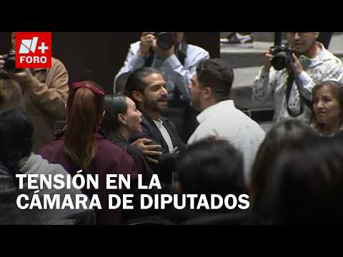 Empujones y conato de bronca en San Lázaro tras 32 horas de debate thumbnail