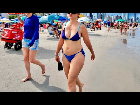 🇧🇷 Balneário Camboriú Beach A Cloudy Day Brazil thumbnail