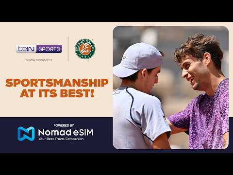 Cobolli’s classy gesture after Svajda’s scary tumble! | Roland-Garros 2026 | Moments thumbnail