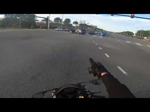 Cringe Guy Instigates Police Chase thumbnail
