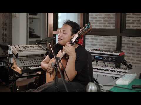 WITH OR WITHOUT YOU - U2 | FELIX IRWAN acoustic cover on Spotify & Apple Music thumbnail