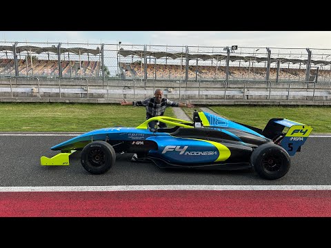 LIVE: GEREBEK LANGSUNG MOBIL FORMULA 4 INDONESIA thumbnail
