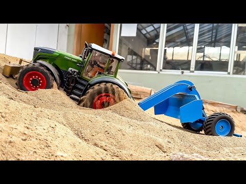 TRACTORS IN TROUBLE! MEGA RC TRUCKS AND TRACTORS COLLECTION thumbnail