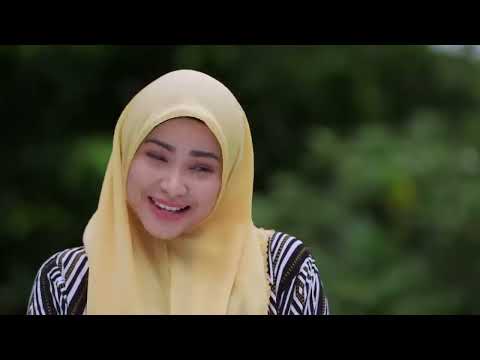 [CLIP] Cinta Bukan Kristal: Ep 24 - Tiba-Tiba Baik Pulak Adrian, Cakap Lembut-Lembut | Tonton thumbnail