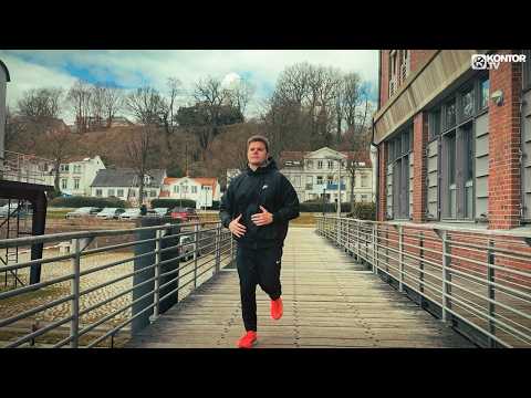 Neptunica feat. Lizabelle – Keep On Running thumbnail