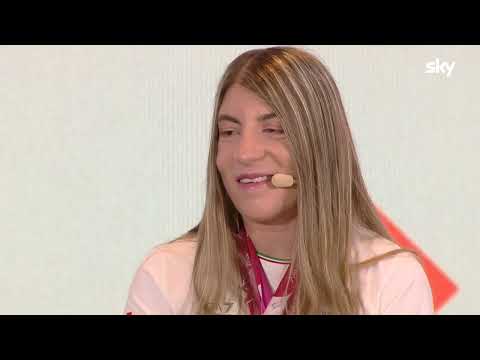 FIDUCIA ASSOLUTA: la sciatrice paralimpica Chiara Mazzel e la sua guida Nicola Cotti Cottini thumbnail
