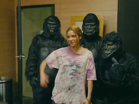 Shakira & Beéle - ALGO TÚ (Behind the Scenes) thumbnail