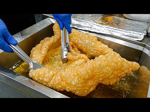 Crunchy ASMR! Roast Pork Belly, Giant Fried Pork Skins, BBQ Plum Pork Subs / 巨大炸豬皮, 脆皮燒肉, 梅花秘醬潛艇堡 thumbnail