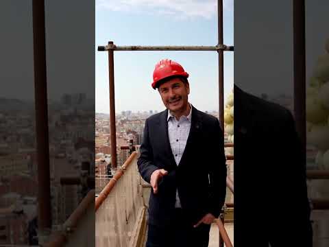 La #SagradaFamilia y #Barcelona: del extrarradio al centro de la #metrópolis thumbnail