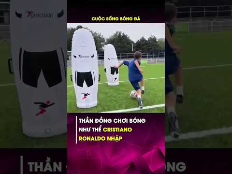 Thần đồng ví như CR7 & M10 #bongda #football #cr7 thumbnail