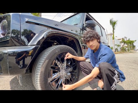 Car K Tyre Pe Phone Chipka Diya ?  thumbnail