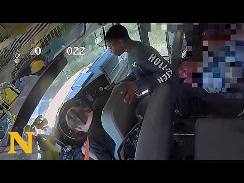 Middle schoolers stop runaway bus after driver passes out behind the wheel ? thumbnail