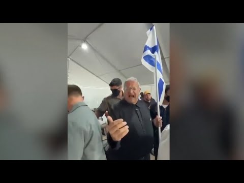 Global criticism mounts after Itamar Ben-Gvir seen taunting detained pro-Palestinian activists thumbnail
