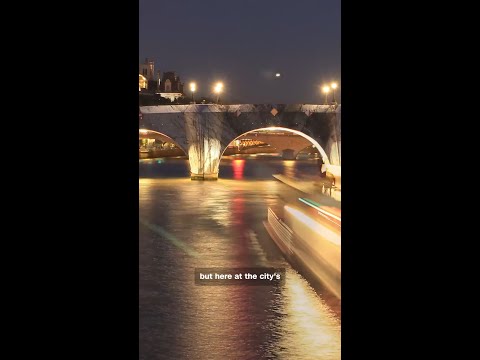 Paris bridge becomes giant ‘cave’ thumbnail