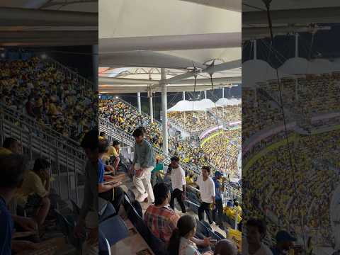 Sala enke bhi alag hi nakre hai #stadium #funny #comedy #friends #cricket #harshpushptode #harsh hau thumbnail