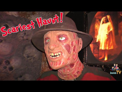 Best Haunt of 2022 Ever! Mike's Haunt is so Detailed and Spooky! thumbnail
