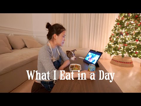 Homebody in New York | What I Eat in a Day (comfort food I've been craving) thumbnail