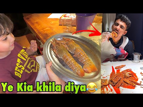 Abdullah ko first time crab khila diya? | Abdullah ko kuch hone wala tha? thumbnail