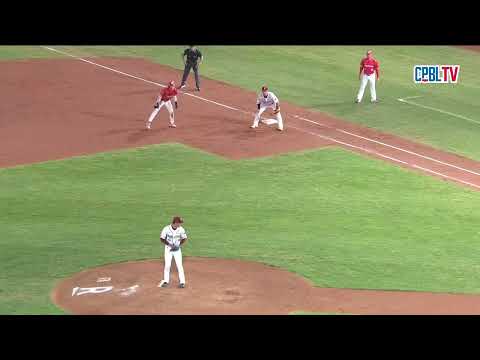 06/03 味全 VS 樂天 五局上，郭天信靠著腳程跑出內野安打，隨後盜上二壘，但後續無功勢未能增添分數 thumbnail