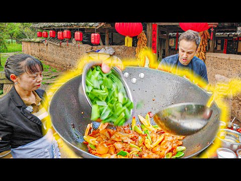 Village Life in China - INSANE Twice Cooked Pork  (Will AUNTY Approve???) thumbnail