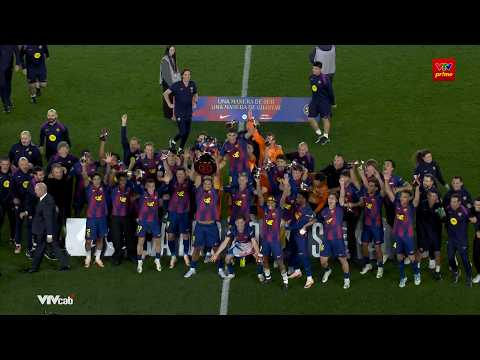 ?Trọn vẹn khoảnh khắc cầu thủ Barcelona nâng cao chiếc cúp vô địch La Liga trên SVĐ Camp Nou ️? thumbnail