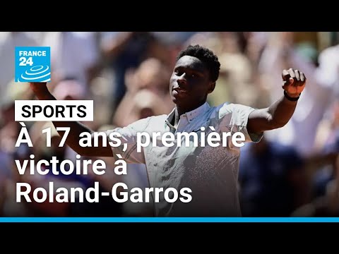 À 17 ans, Moïse Kouame remporte sa première victoire à Roland-Garros • FRANCE 24 thumbnail