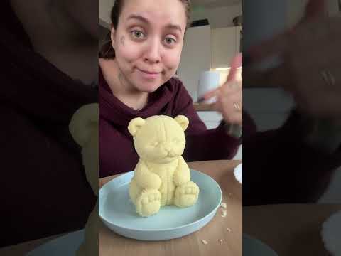 Tort z czekoladowym misiem 🐻🧸 thumbnail