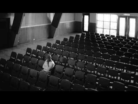 gareth.t - 玻璃 (official video) thumbnail