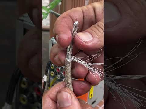 Boost Your TV Signal with This  #TVSignal #AntennaConnector #HomeTips #TechHacks #DurableConnection thumbnail